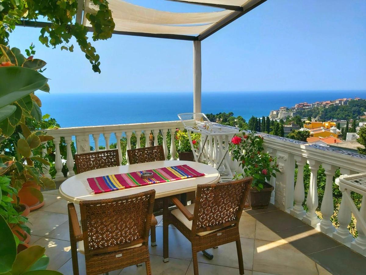 Sun Apartments Ulcinj Esterno foto