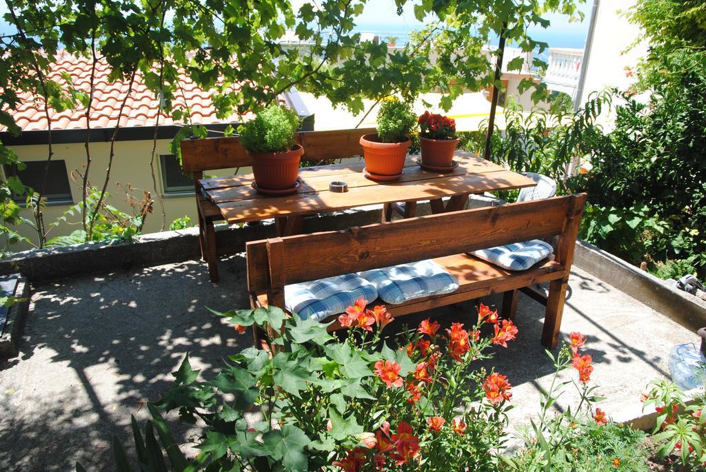 Sun Apartments Ulcinj Esterno foto