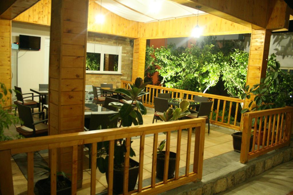 Sun Apartments Ulcinj Esterno foto
