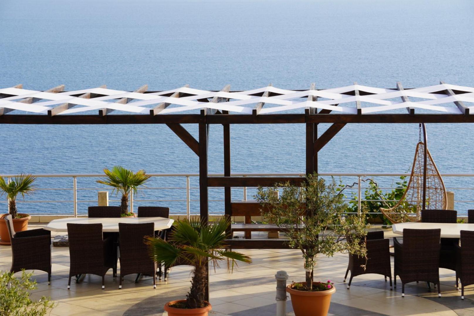 Sun Apartments Ulcinj Esterno foto