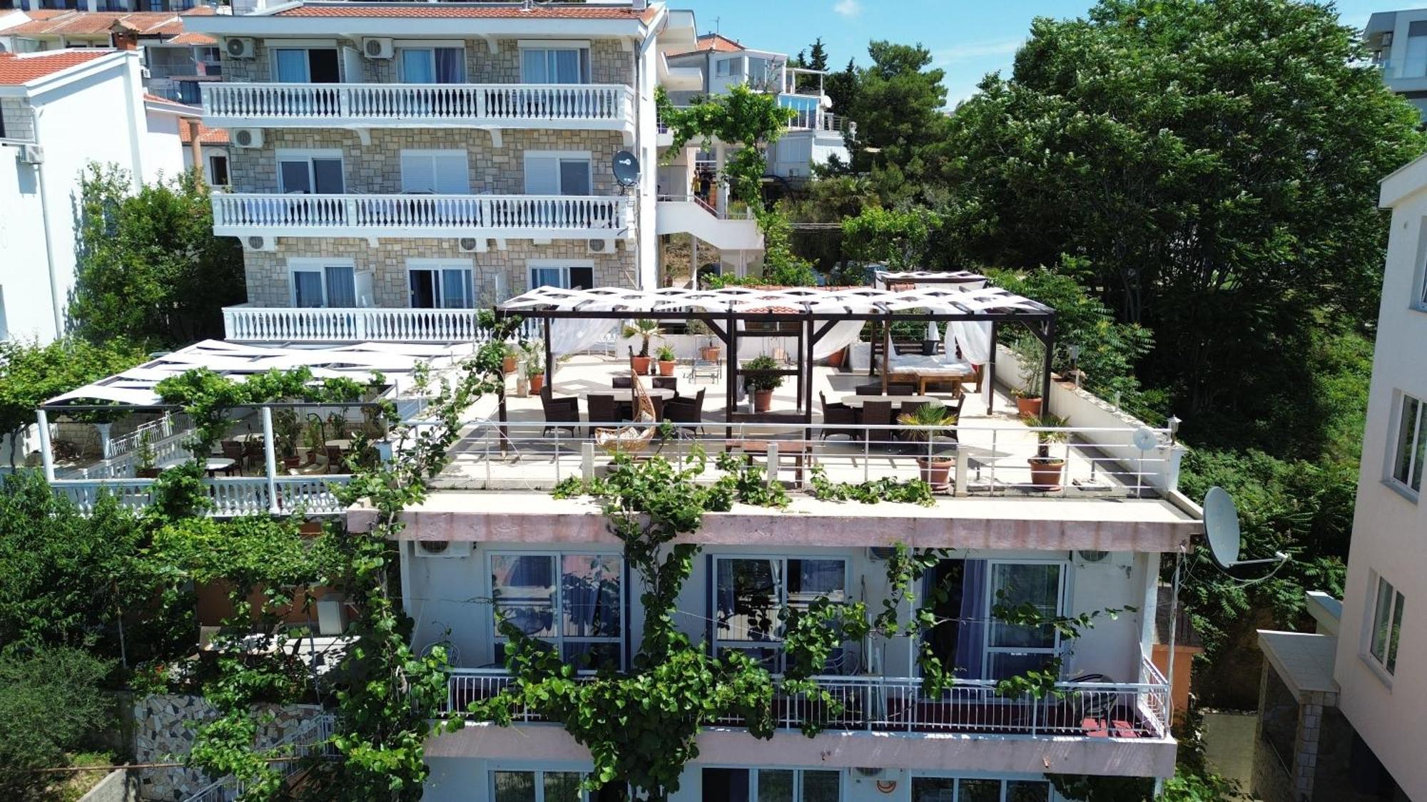 Sun Apartments Ulcinj Esterno foto