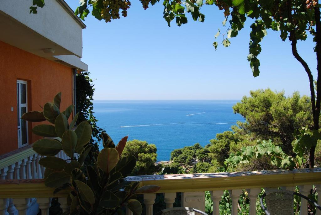 Sun Apartments Ulcinj Esterno foto
